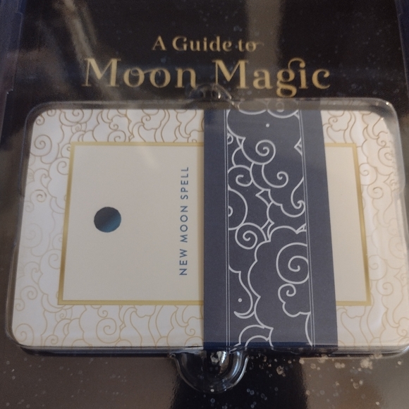A Guide to Moon Magic - Picture 3 of 16